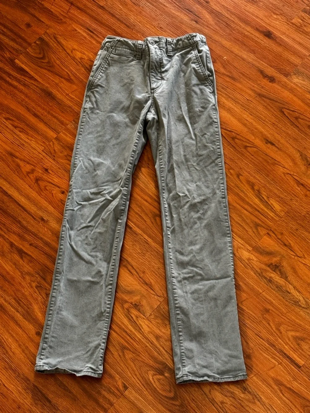 GAP Kids Adjustable Waist Casual Straight-Leg Chino Pants in Light Gray